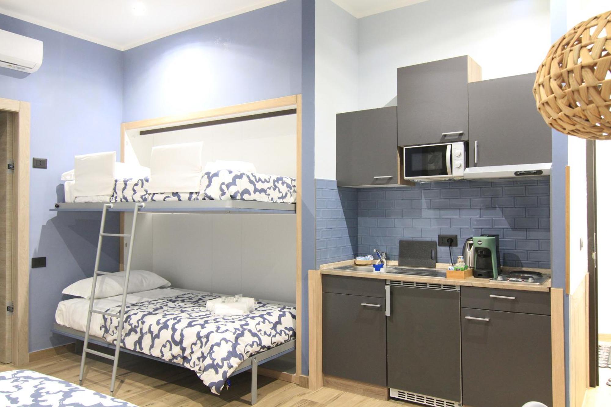 Helle Hus Guest House - 200M From Piazza Bologna Metro And 10 Minutes From The Colosseum Экстерьер фото