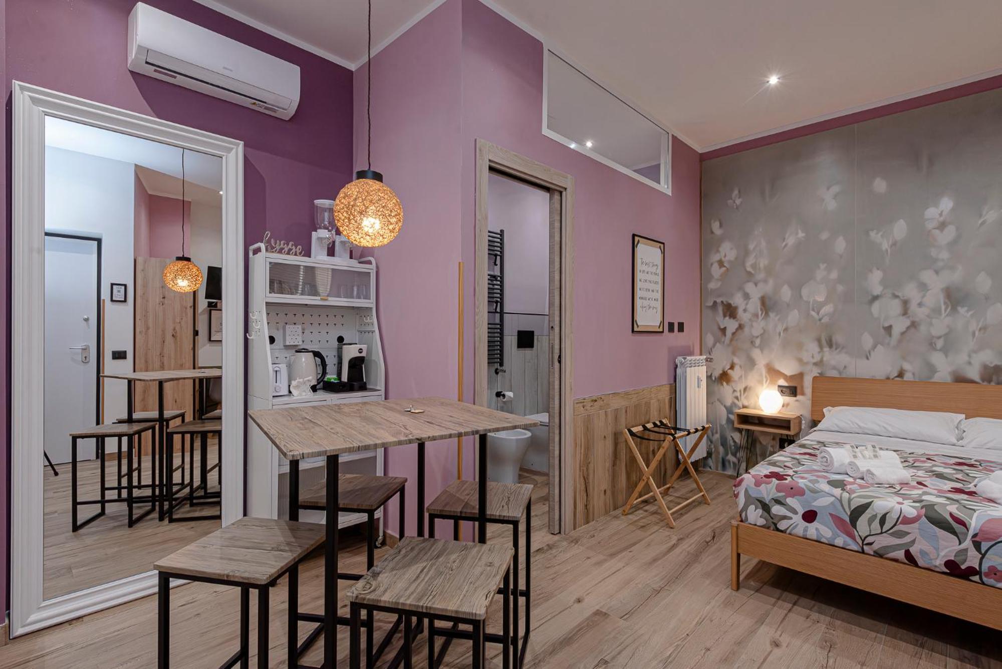 Helle Hus Guest House - 200M From Piazza Bologna Metro And 10 Minutes From The Colosseum Экстерьер фото